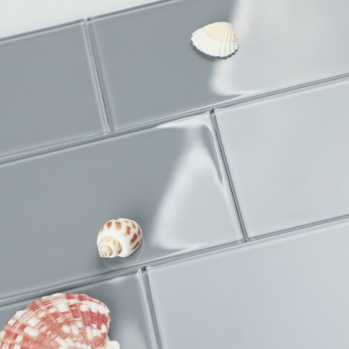 Gray Peel and Stick Backsplash Wall Tile