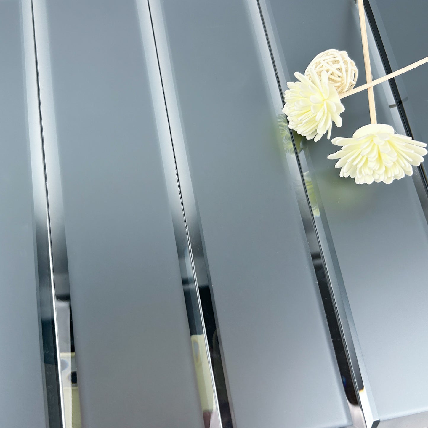 Diamond Grade Glass Mirror Beveled Subway  Peel and Stick Backsplash Wall Tile