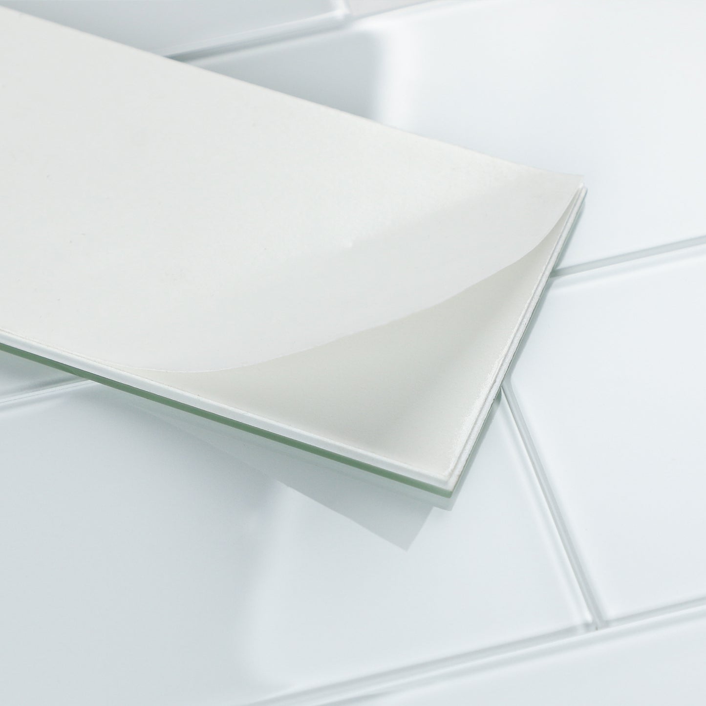 White Peel and Stick Backsplash Wall Tile