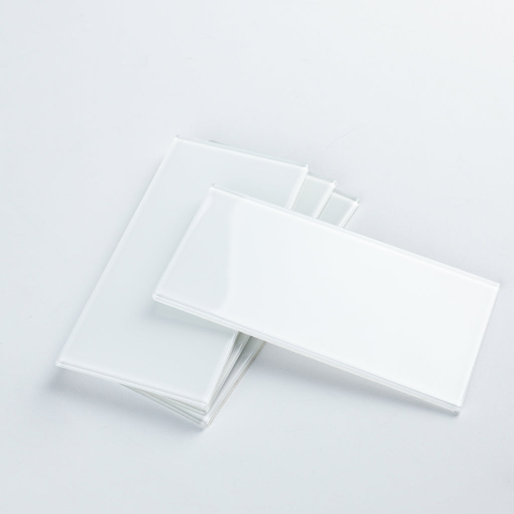 White Peel and Stick Backsplash Wall Tile