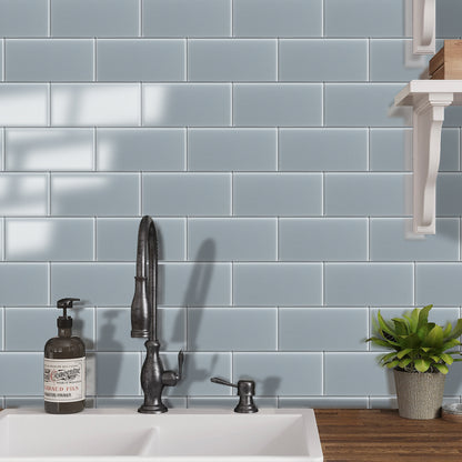 Gray Peel and Stick Backsplash Wall Tile